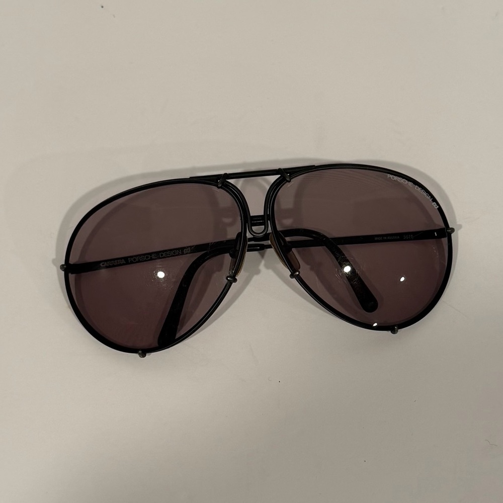 Pre-Owned brown Porsche
Design 5621 Carrera Sunglasses